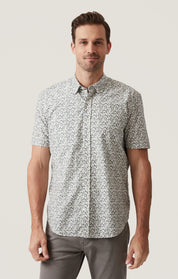 Grove Short Sleeve Shirt in Olive