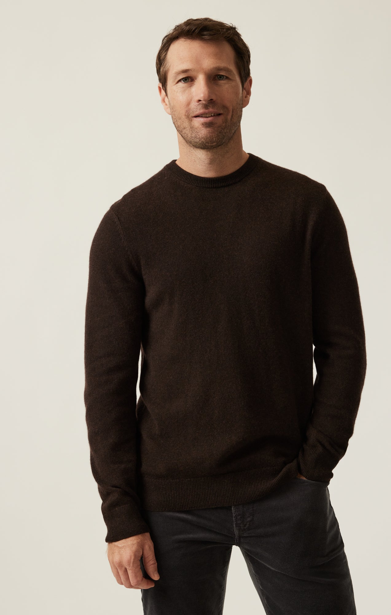 Cashmere Crew Neck Sweater In Brown - Main Image
