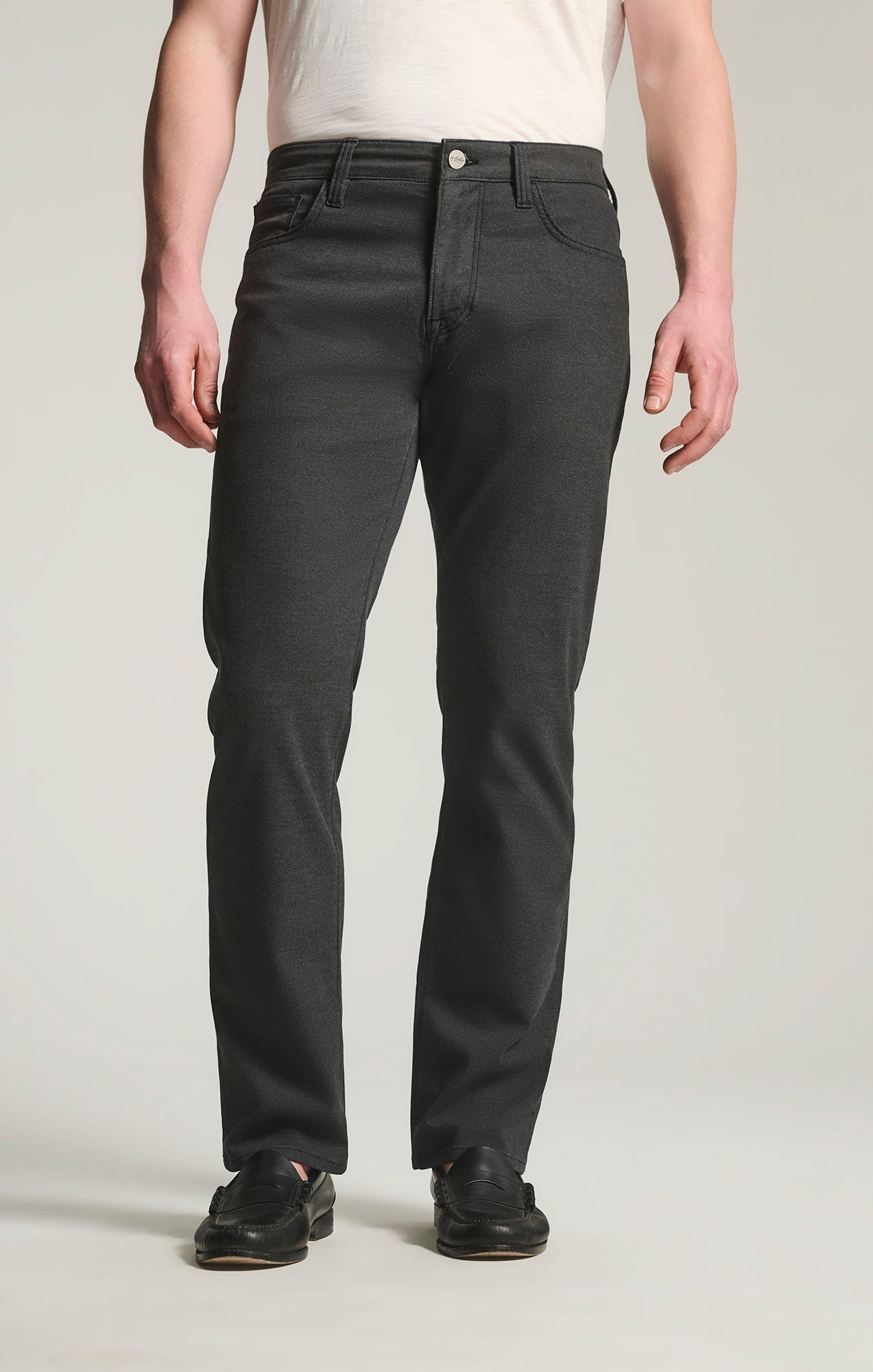 Camino Relaxed Straight Pants in Black Coolmax