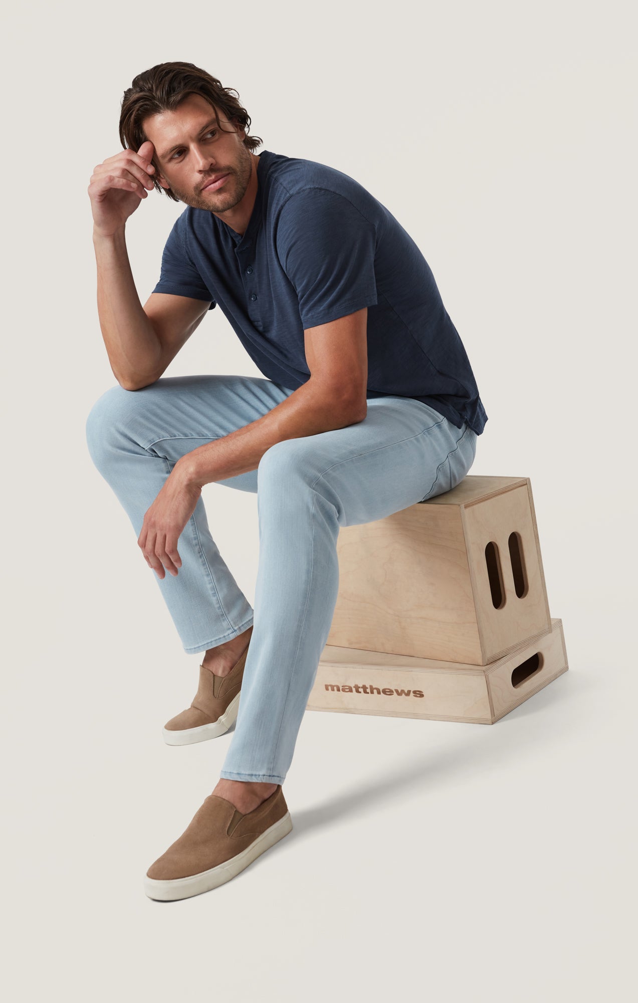 Cool Tapered Leg Jeans in Ice Blue Urban