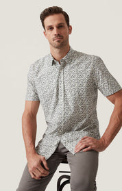 Grove Short Sleeve Shirt in Olive