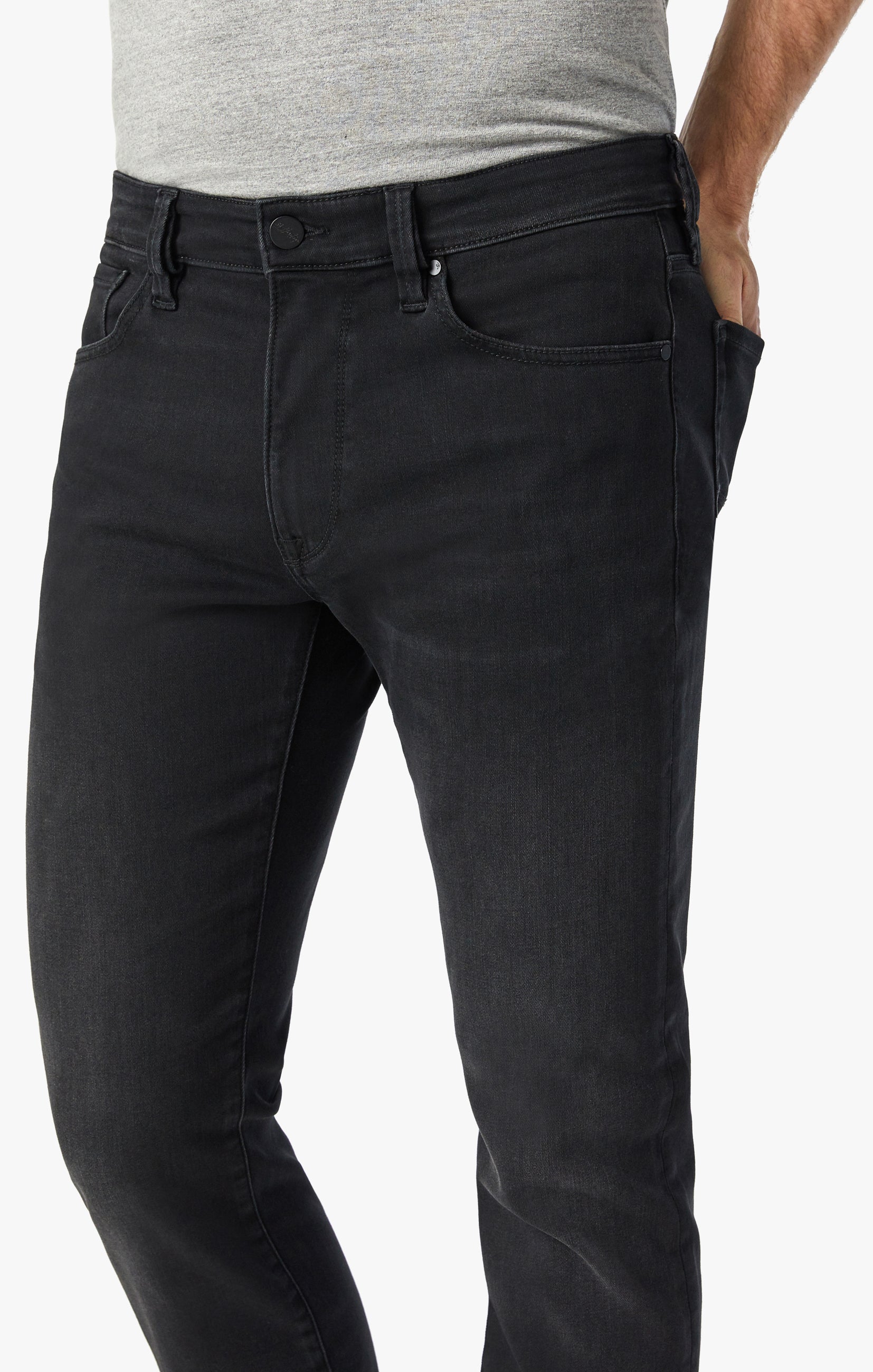 Courage Straight Leg Jeans In Dark Smoke Urban