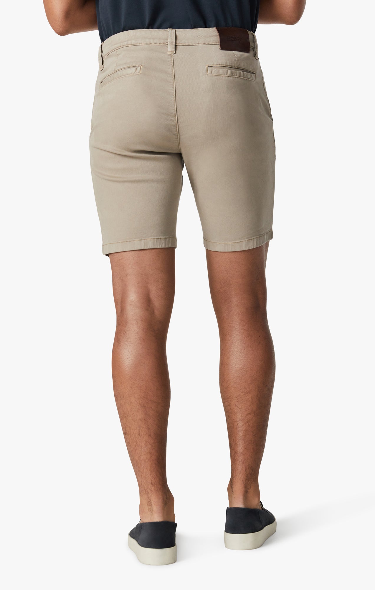 Arizona Shorts In Aluminum Soft Touch Image 4