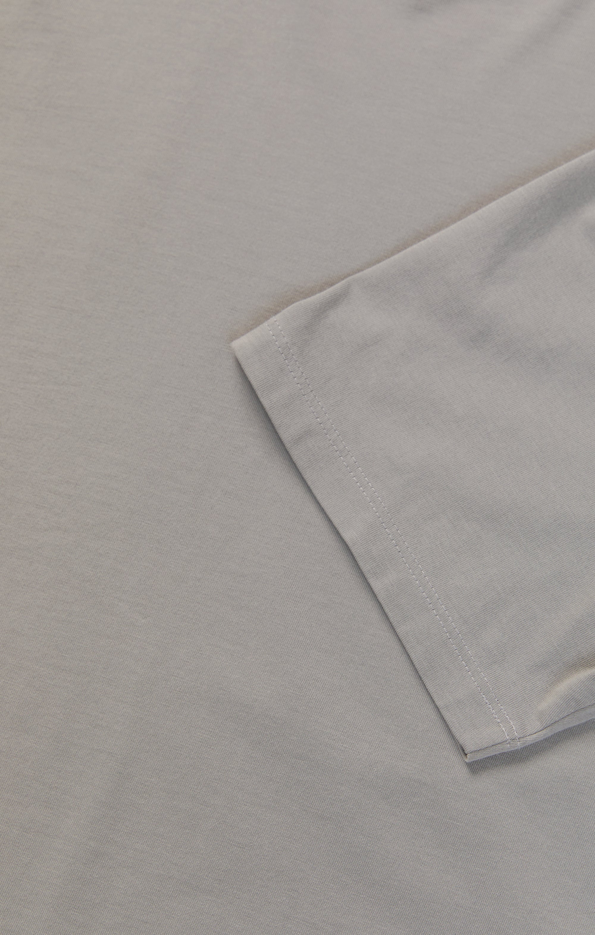 Basic Crew Neck T-Shirt in White Dove