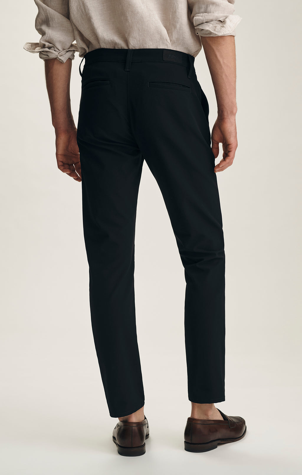 Verona Straight Leg Commuter Chino Pants In Black Luxe