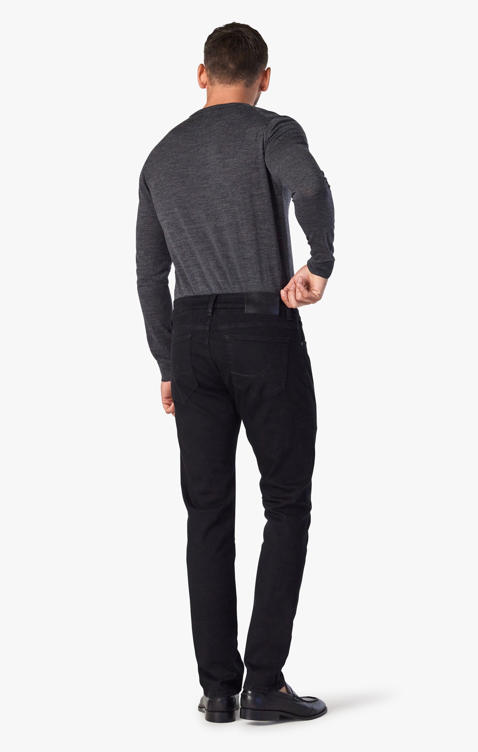 Cool Tapered Leg Jeans In Black Urban Image 3