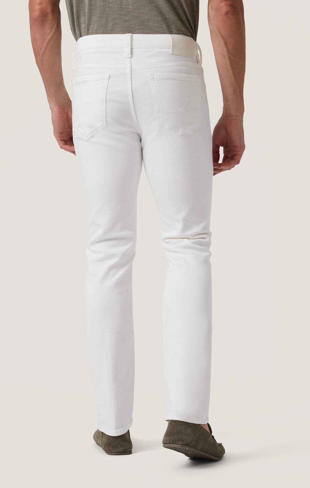 Cool Tapered Leg Jeans in White Urban