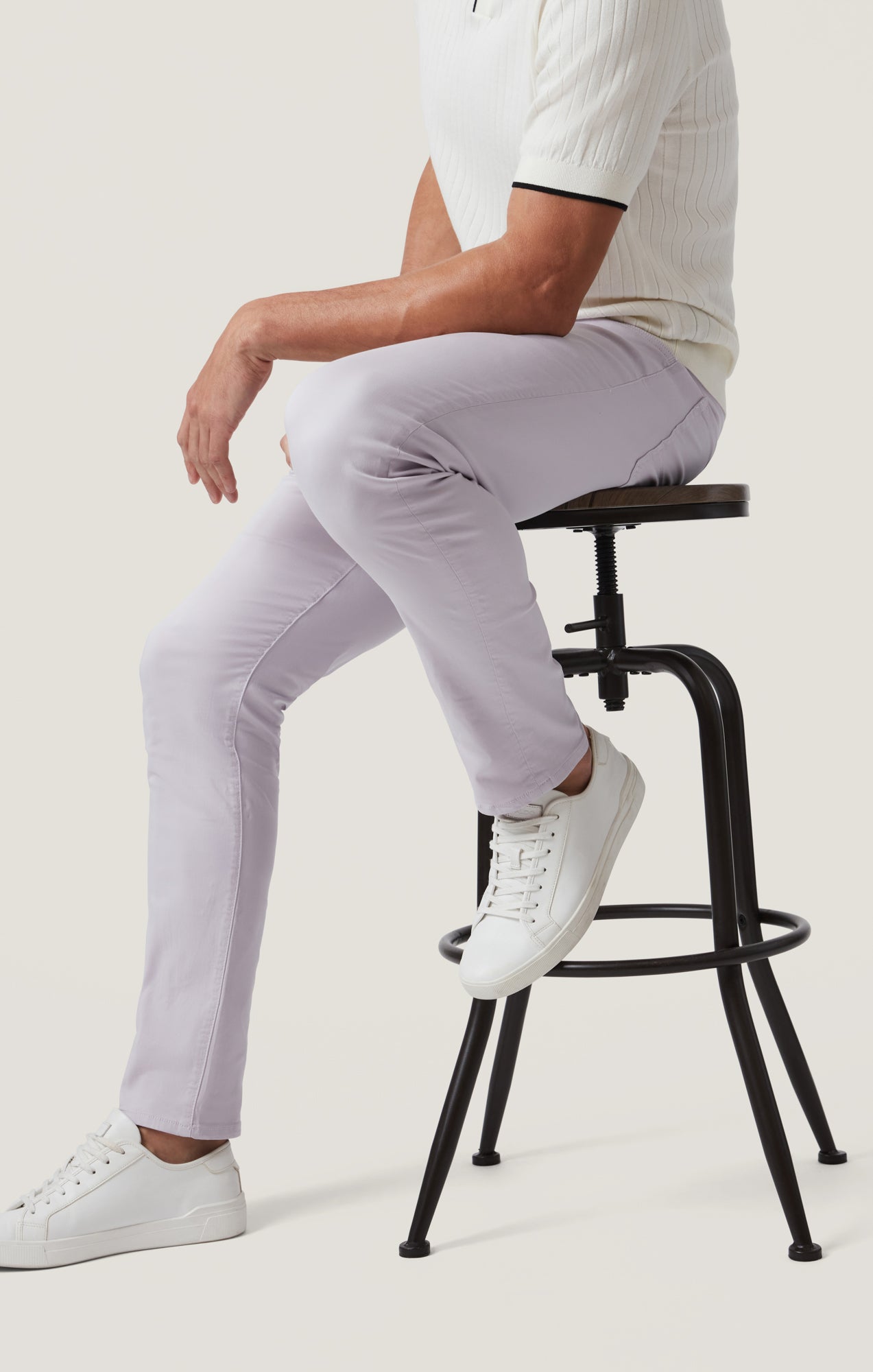 Cool Tapered Pants in Lilac Twill