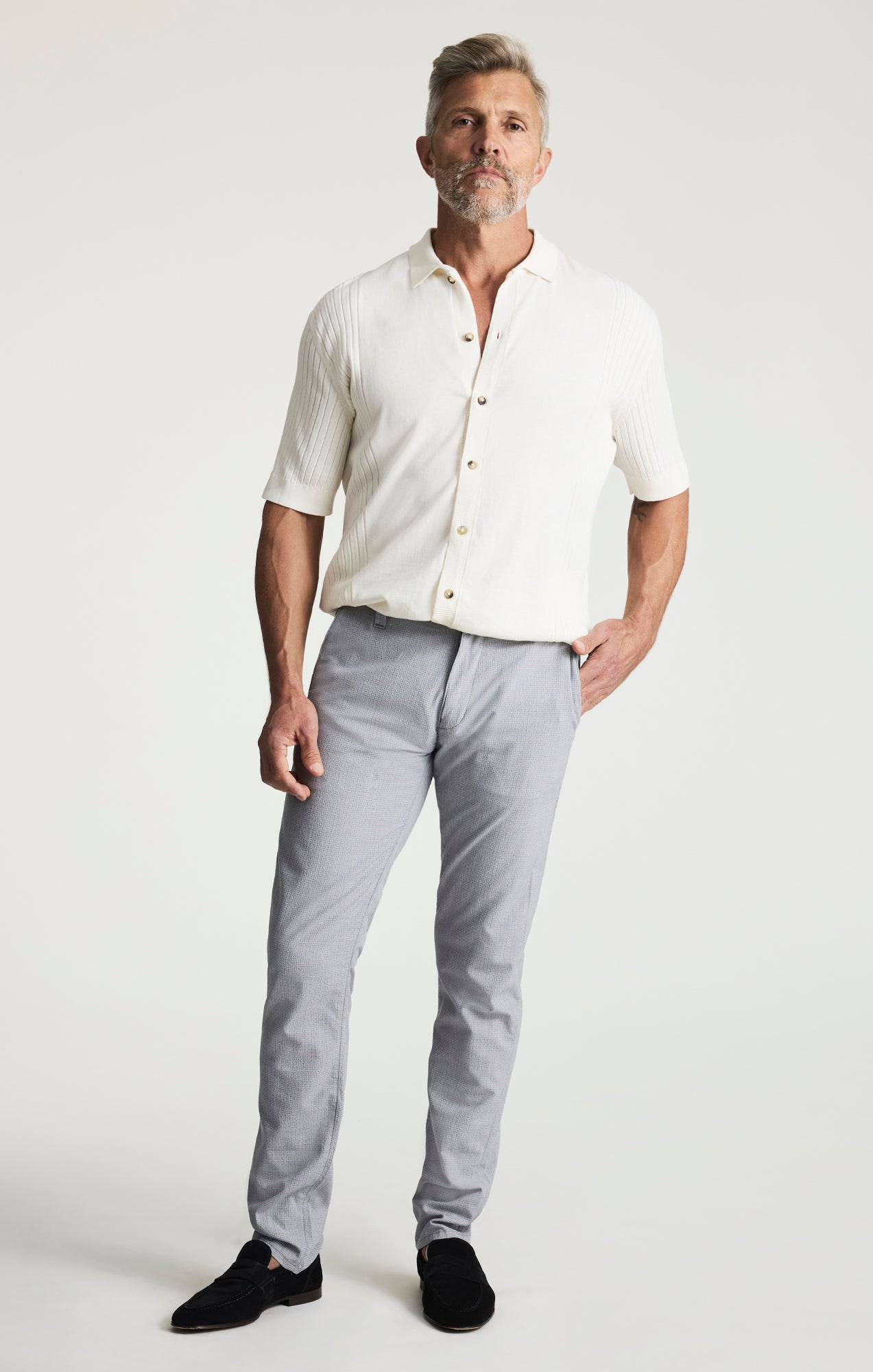 Verona Straight Leg Chino Pants In Vintage Indigo Seersucker