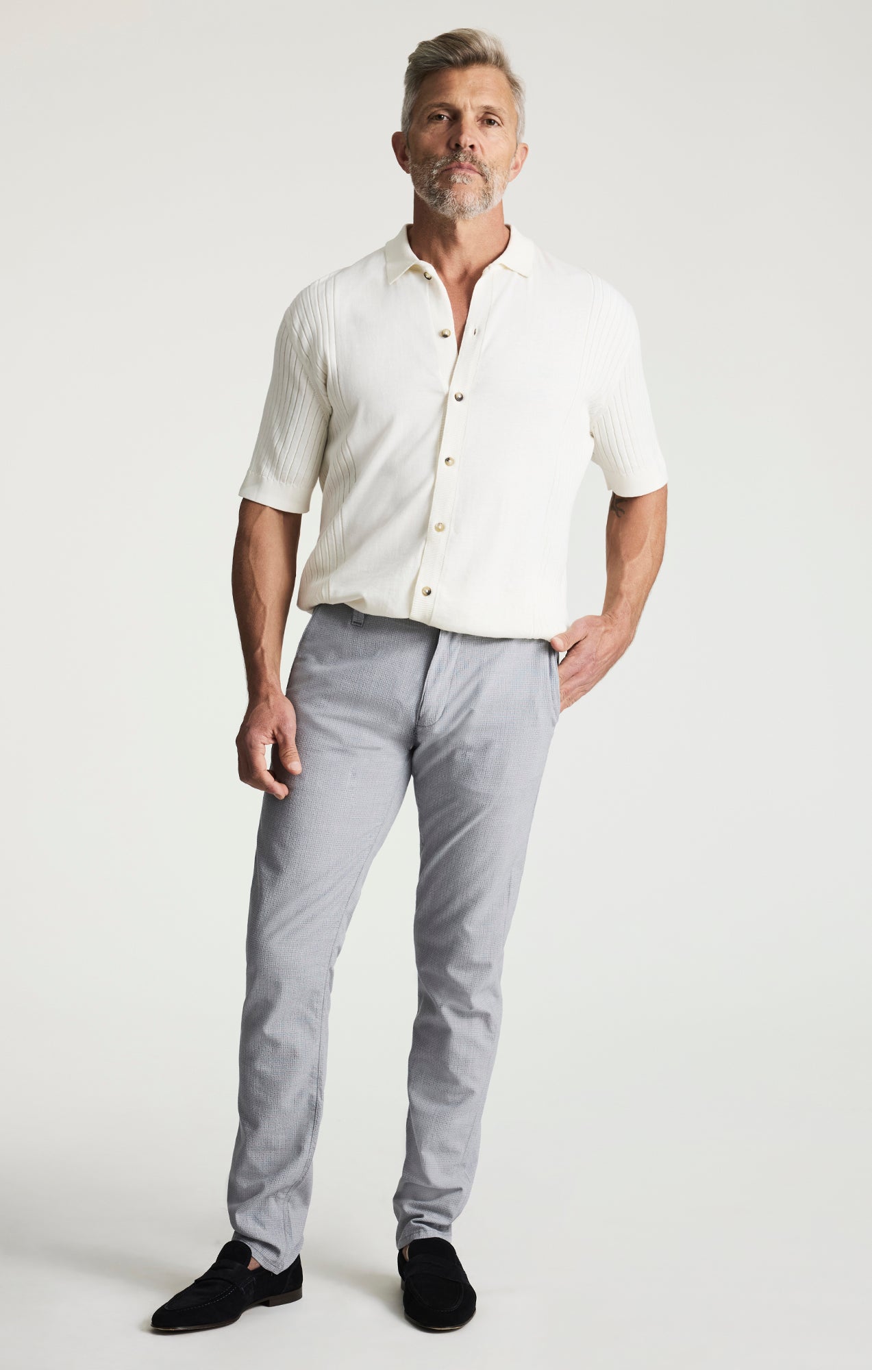 Verona Straight Leg Chino Pants In Vintage Indigo Seersucker