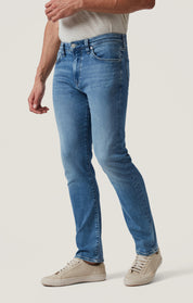 Courage Straight Leg Jeans in Mid Brushed Organic Ultra