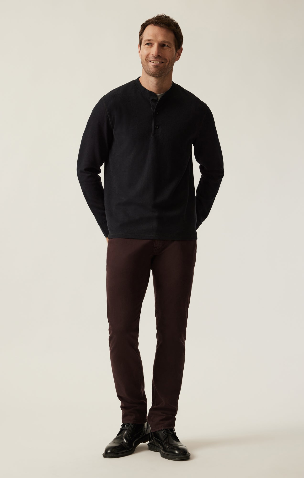 Courage Straight Leg Pants in Burgundy Twill