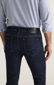 Cool Tapered Leg Jeans in Rinse Brushed Urban