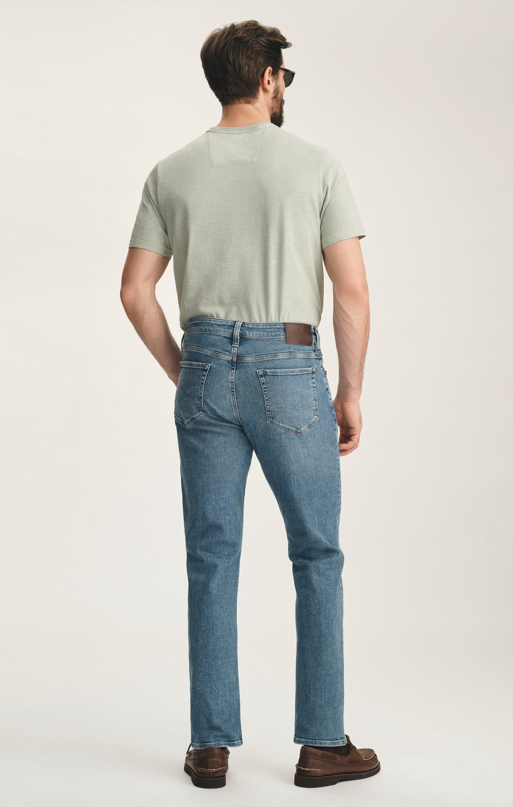 Courage Straight Leg Jeans in Light Brushed Vintage