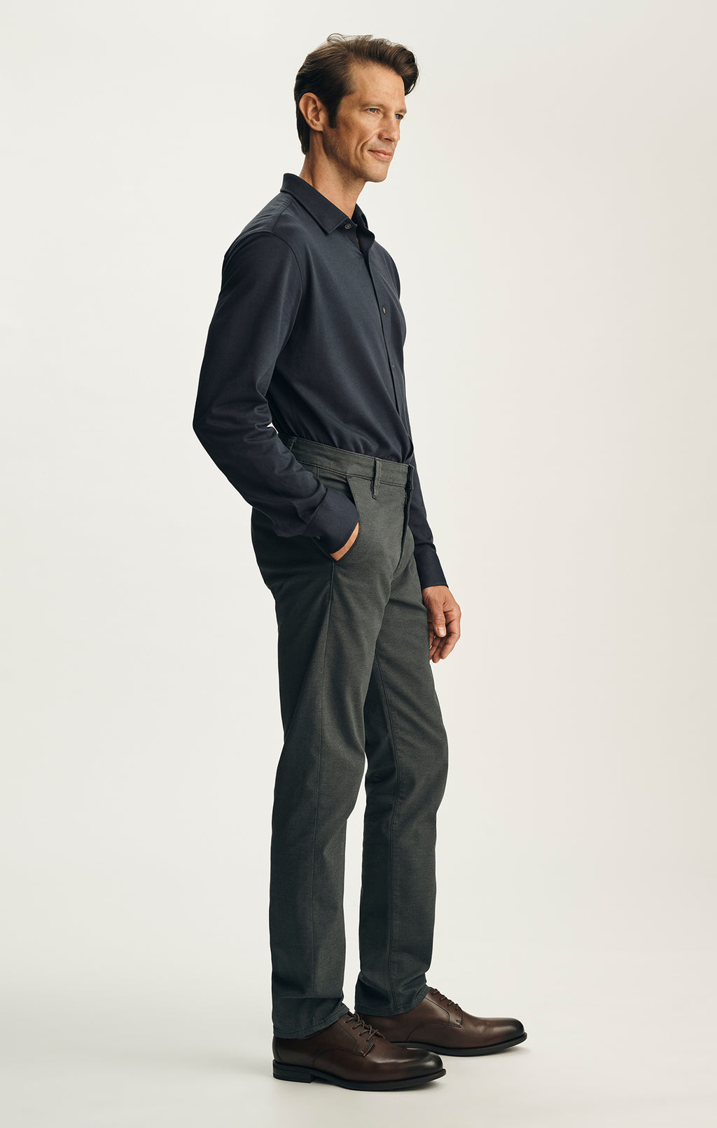 Verona Straight Leg Chino Pants in Iron CoolMax