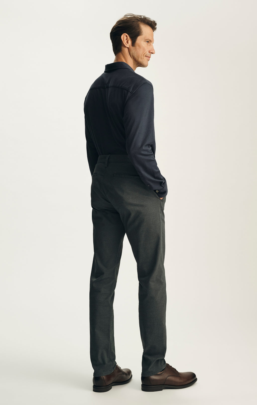 Verona Straight Leg Chino Pants in Iron CoolMax