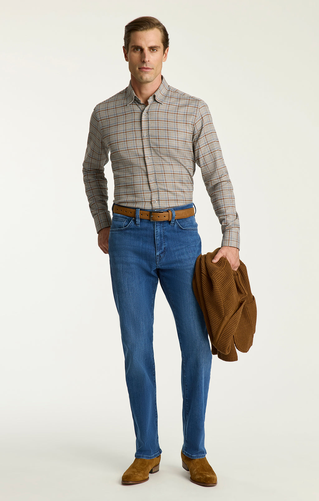 Charisma Relaxed Straight Jeans in Mid Urban