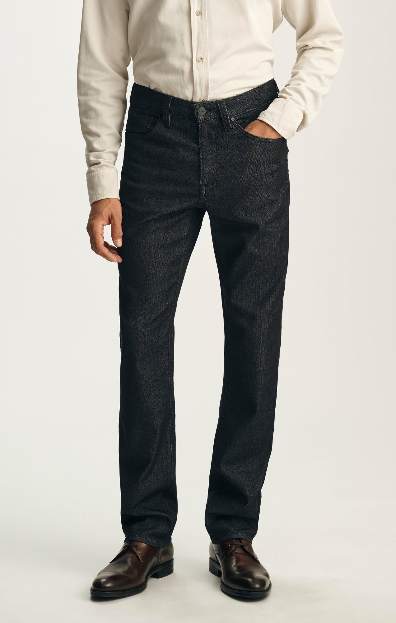 Charisma Relaxed Straight Jeans in Black Sporty