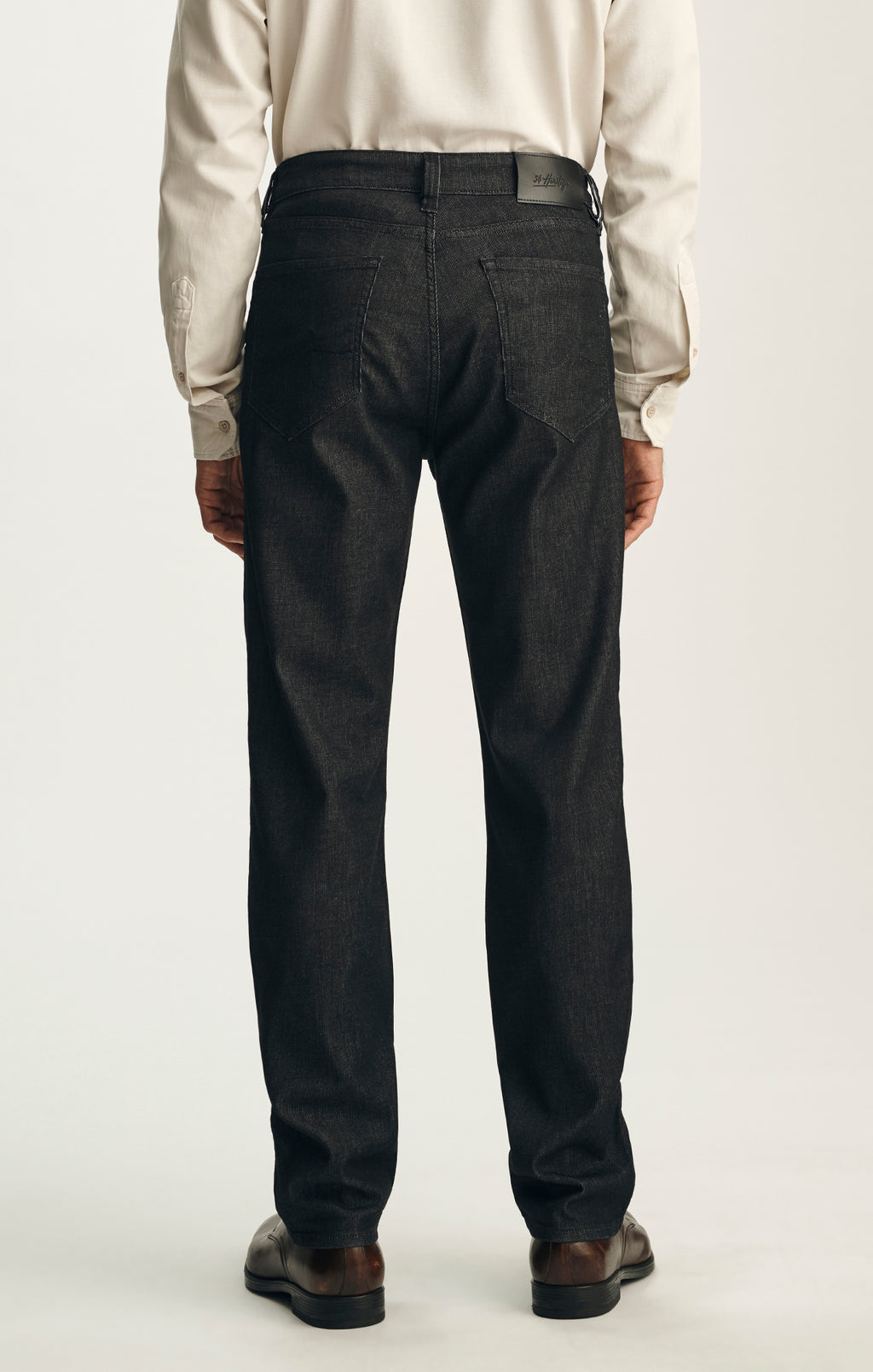 Charisma Relaxed Straight Jeans in Black Sporty
