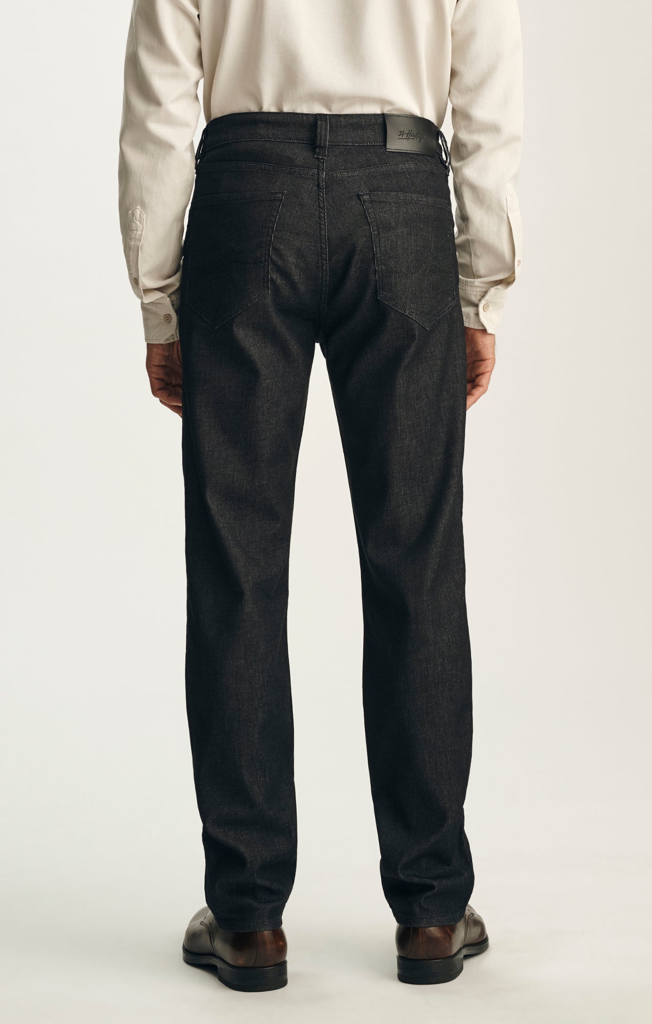 Charisma Relaxed Straight Jeans in Black Sporty