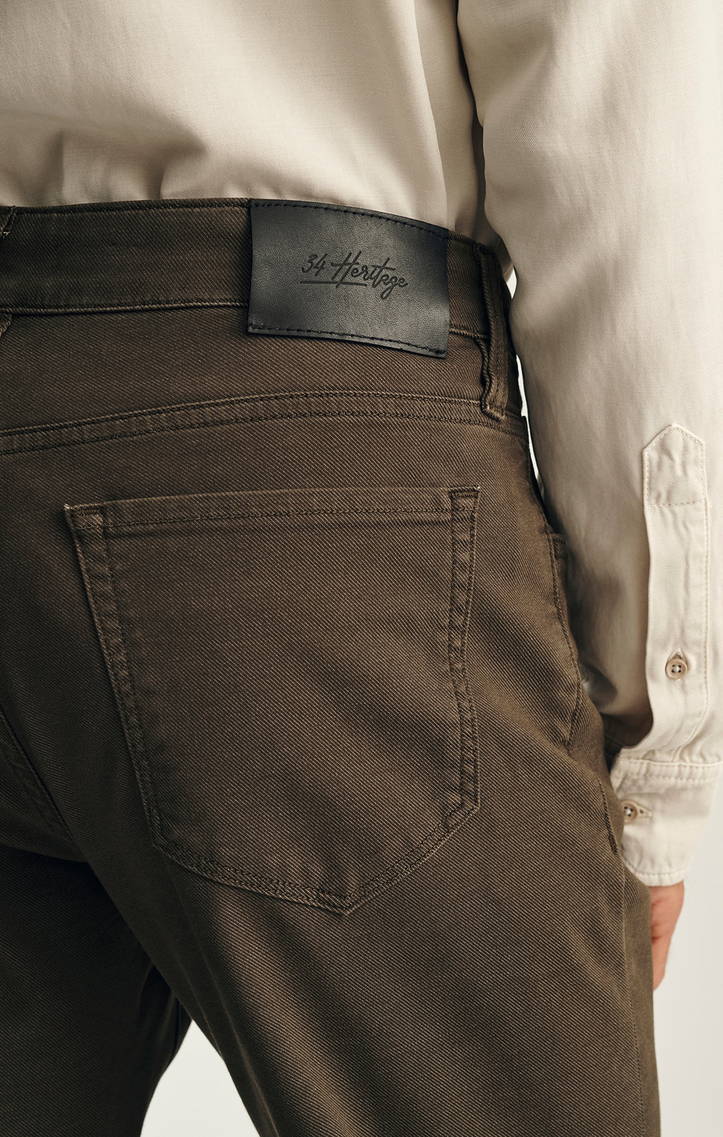 Camino Relaxed Straight Pants in Cactus CoolMax