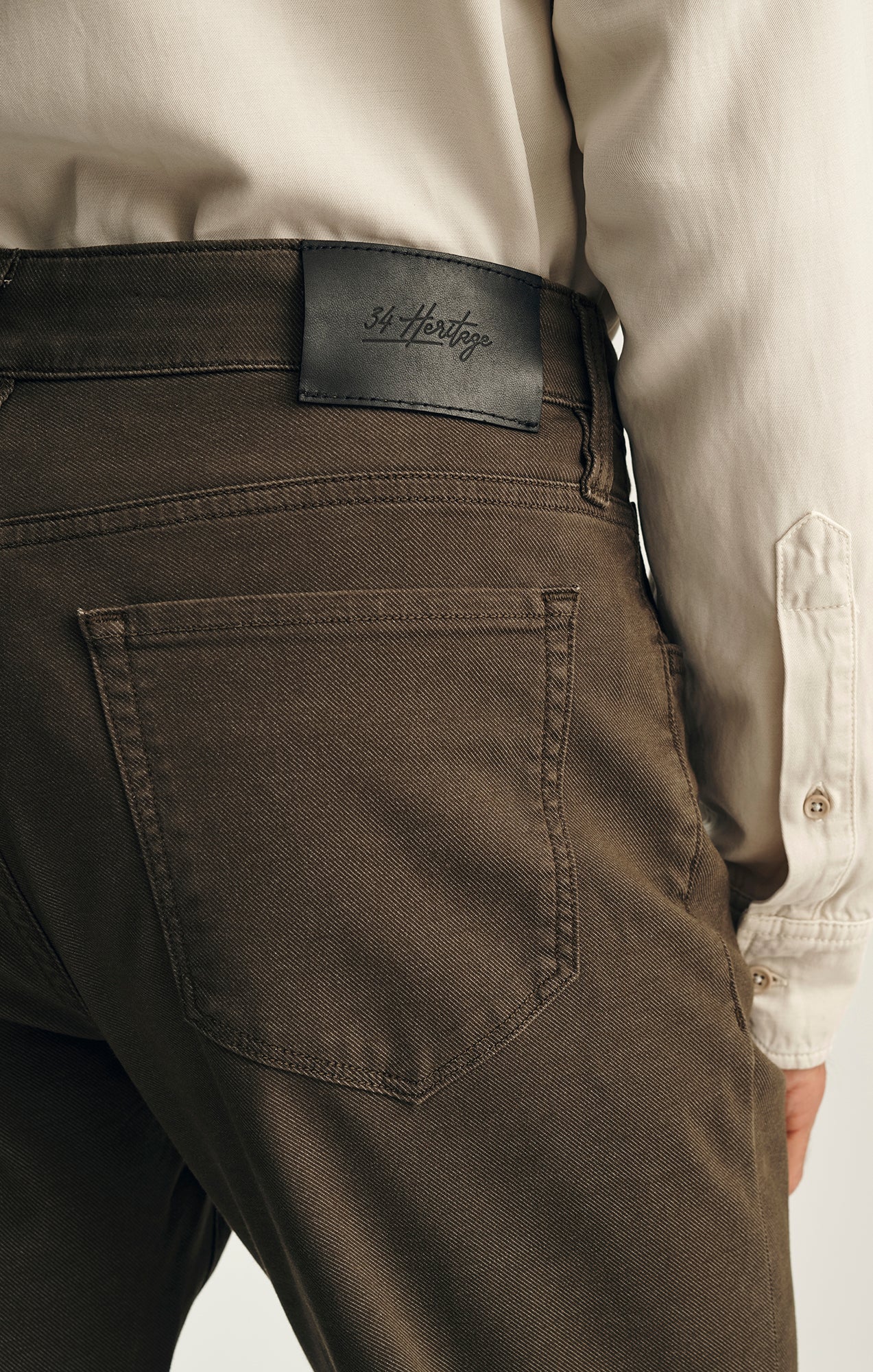 Camino Relaxed Straight Pants in Cactus CoolMax