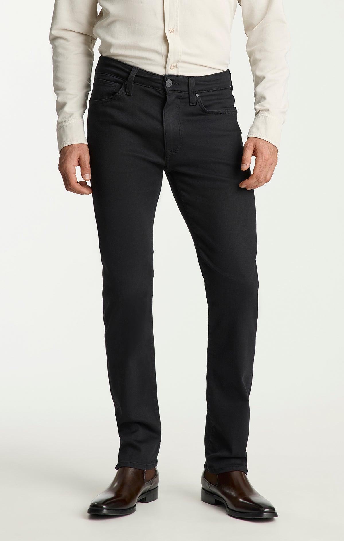 Courage Straight Leg Jeans In Black Urban