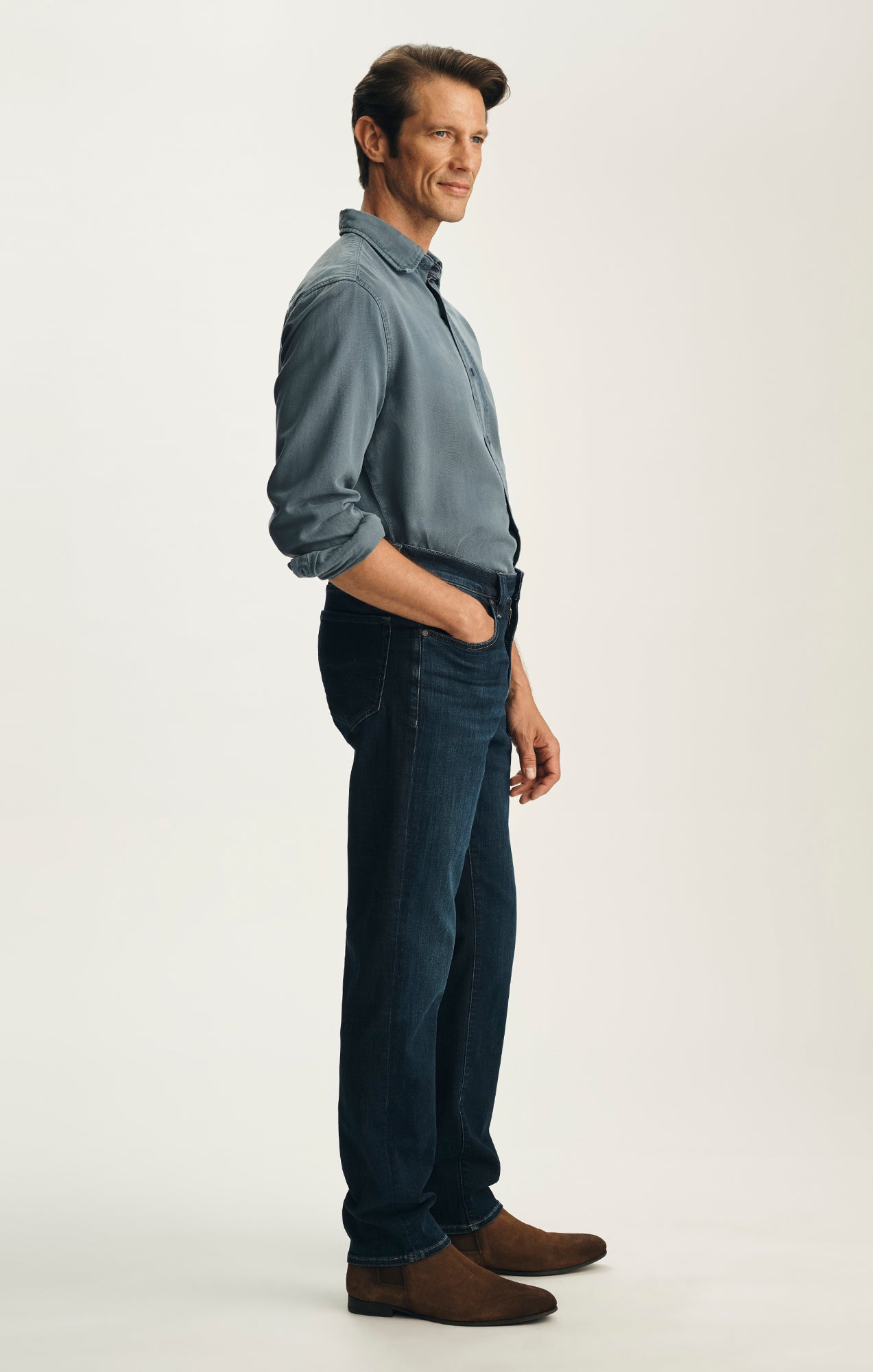 Courage Straight Leg Jeans in Rinse Brushed Organic Ultra
