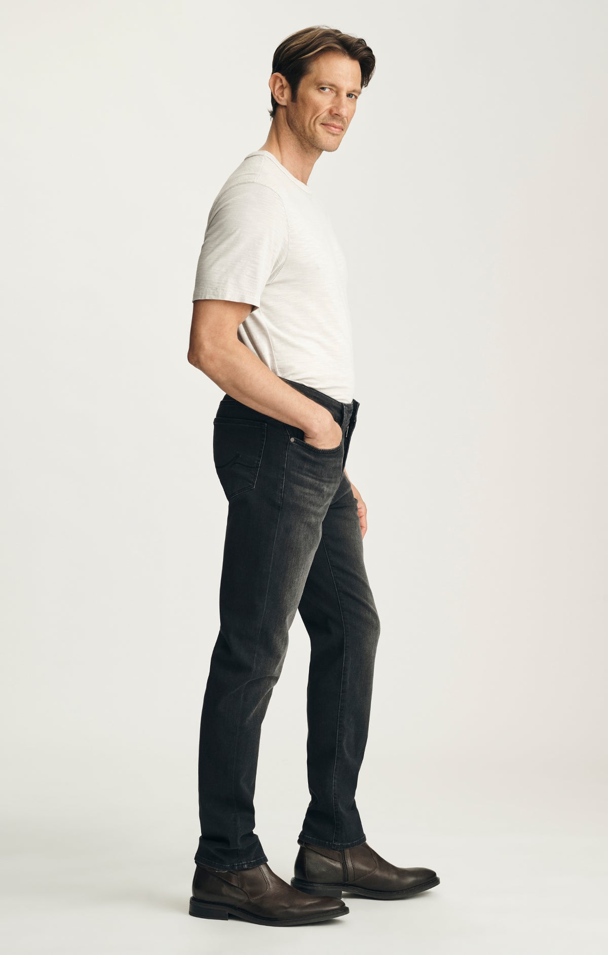 Courage Straight Leg Jeans in Smoke Organic Ultra