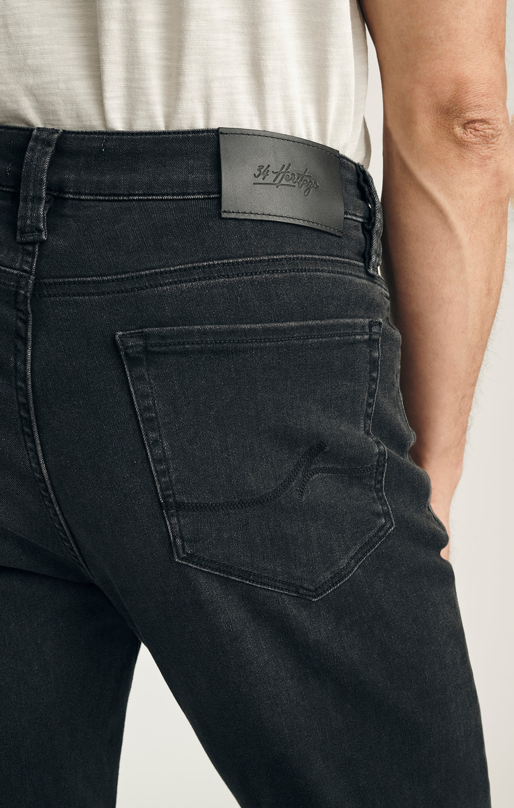 Courage Straight Leg Jeans in Smoke Organic Ultra