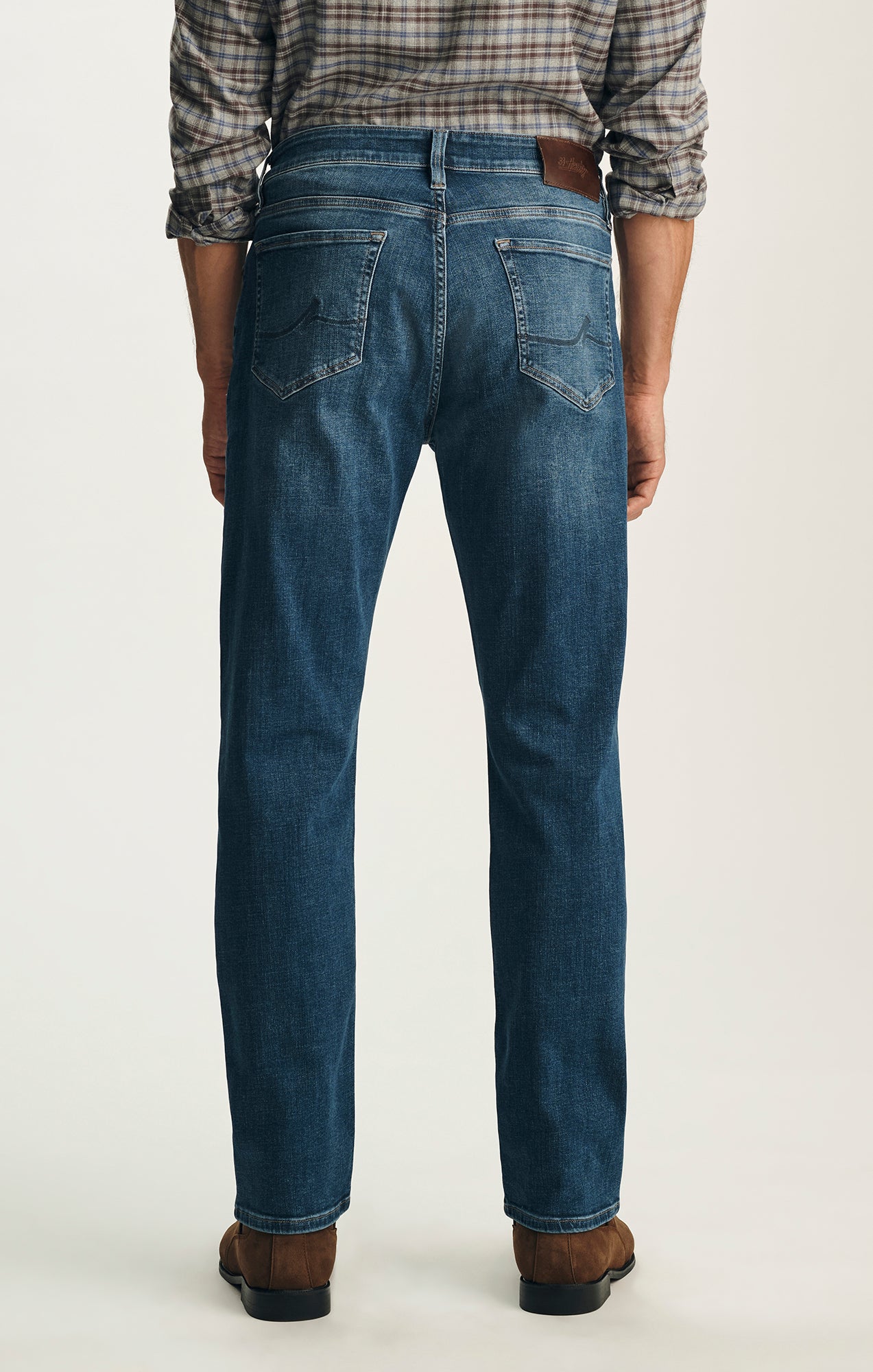 Courage Straight Leg Jeans in Mid Vintage