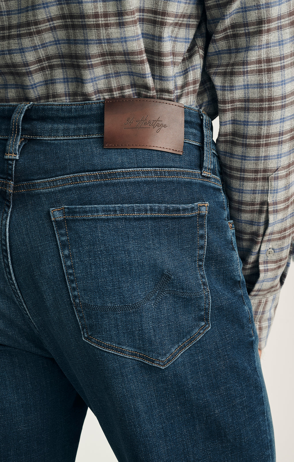 Courage Straight Leg Jeans in Dark Vintage