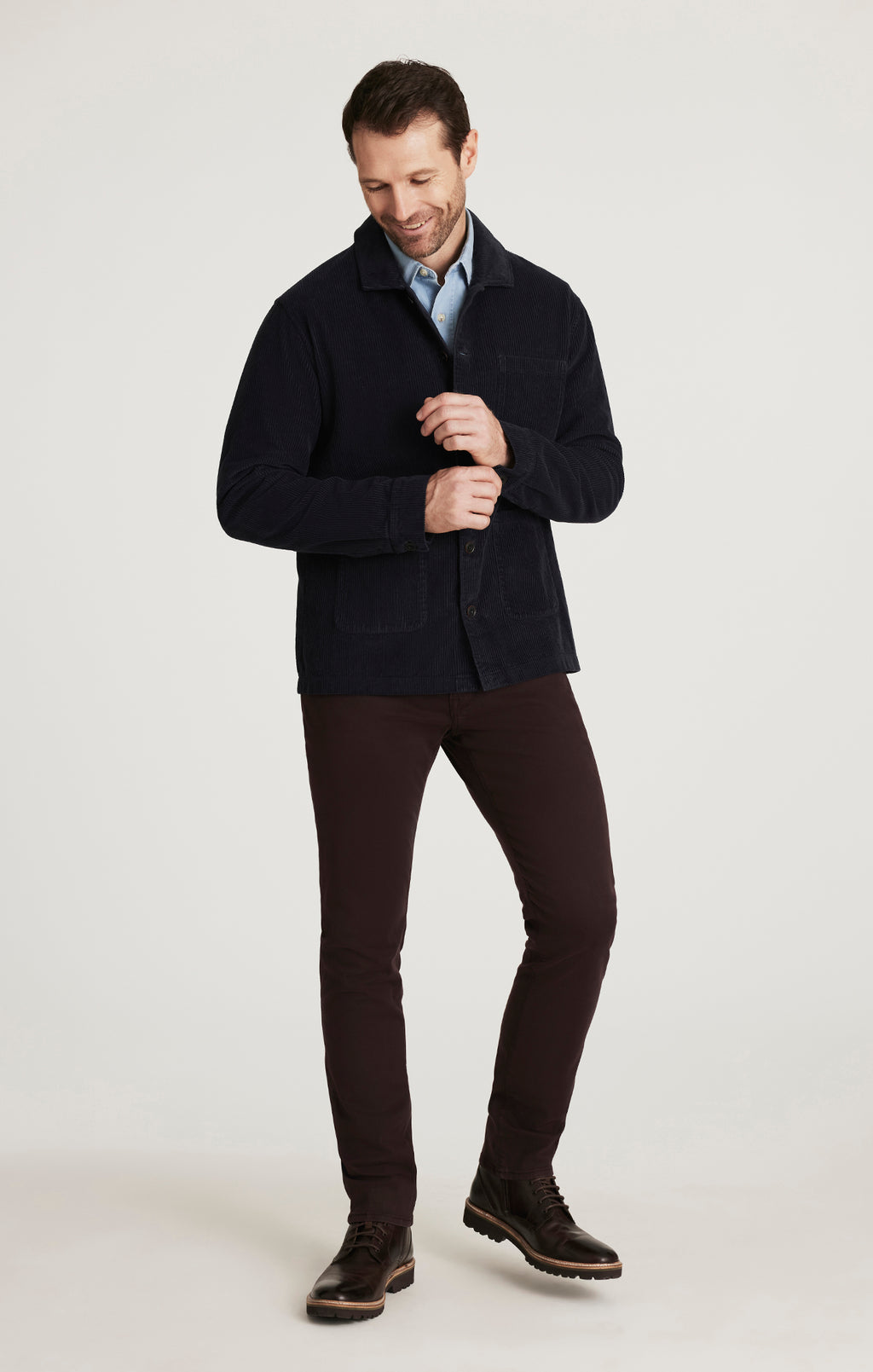 Cool Tapered Leg Pants in Burgundy Twill