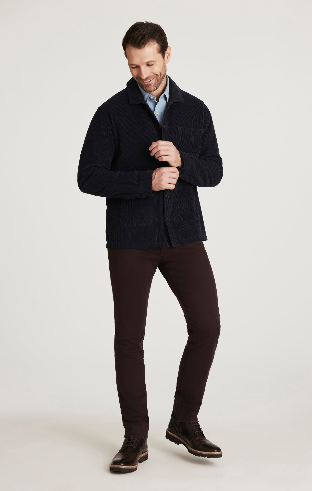 Cool Tapered Leg Pants in Burgundy Twill