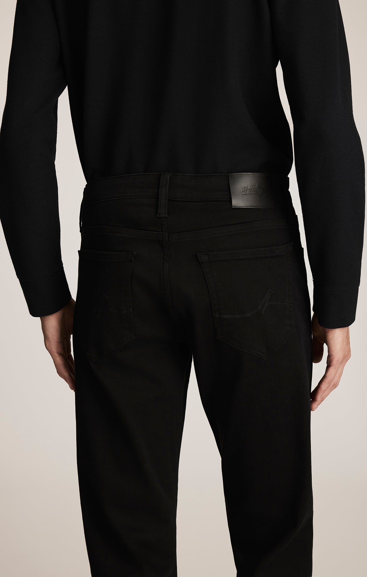Camino Relaxed Straight Jeans in Black Urban