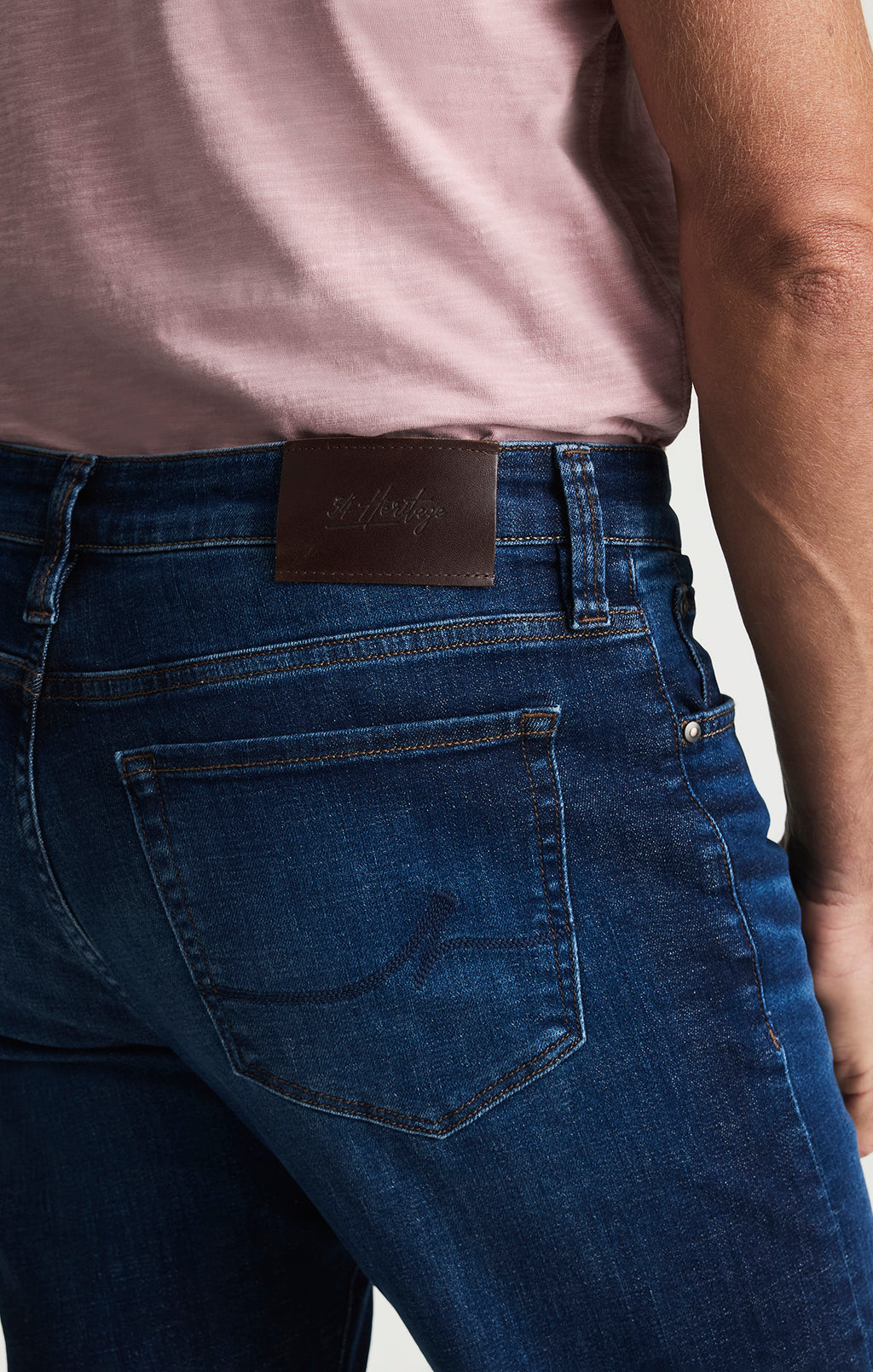 Camino Relaxed Straight Jeans in Deep Brushed Vintage