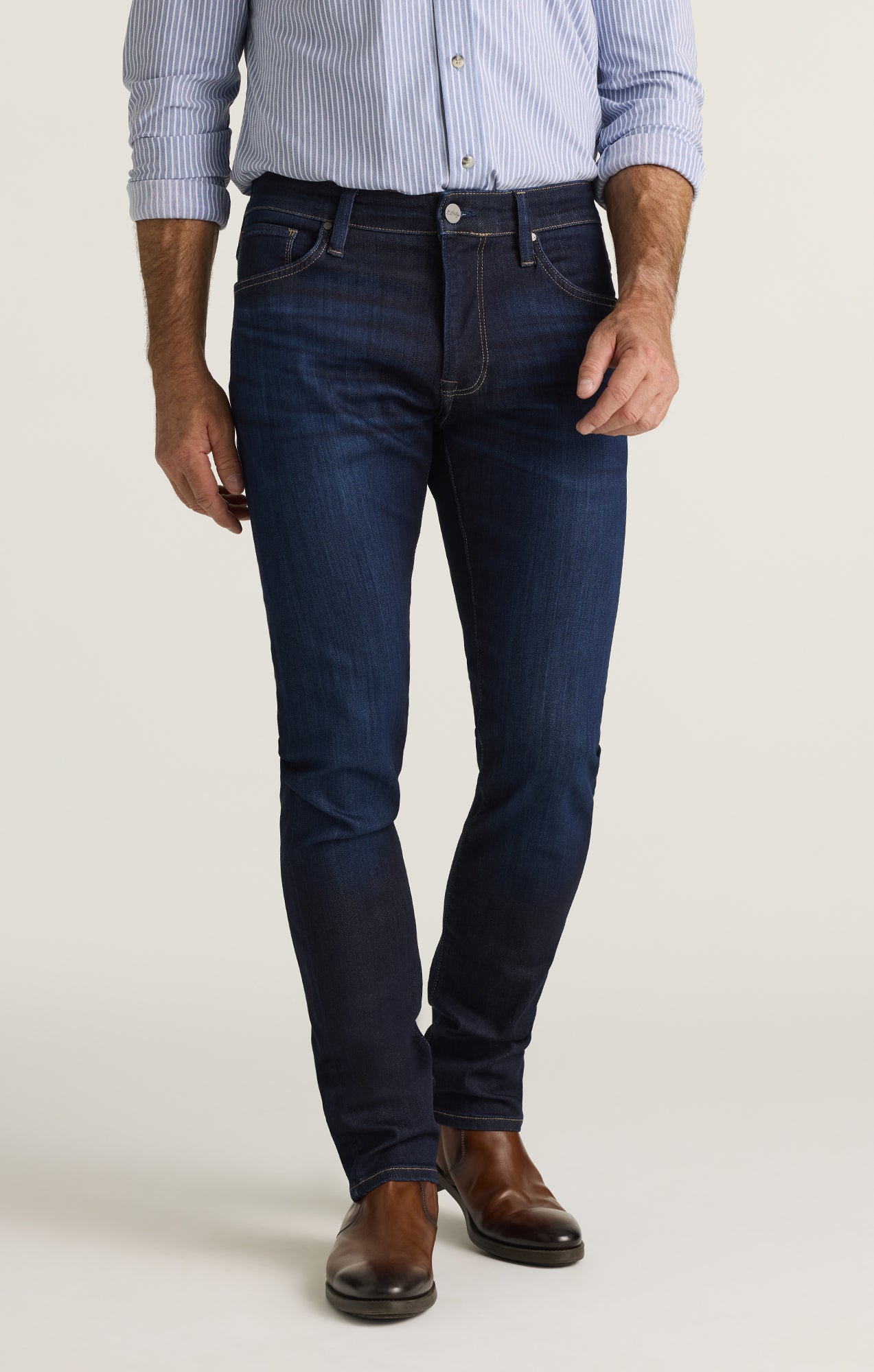 Cool Tapered Leg Jeans in Rinse Brushed Urban