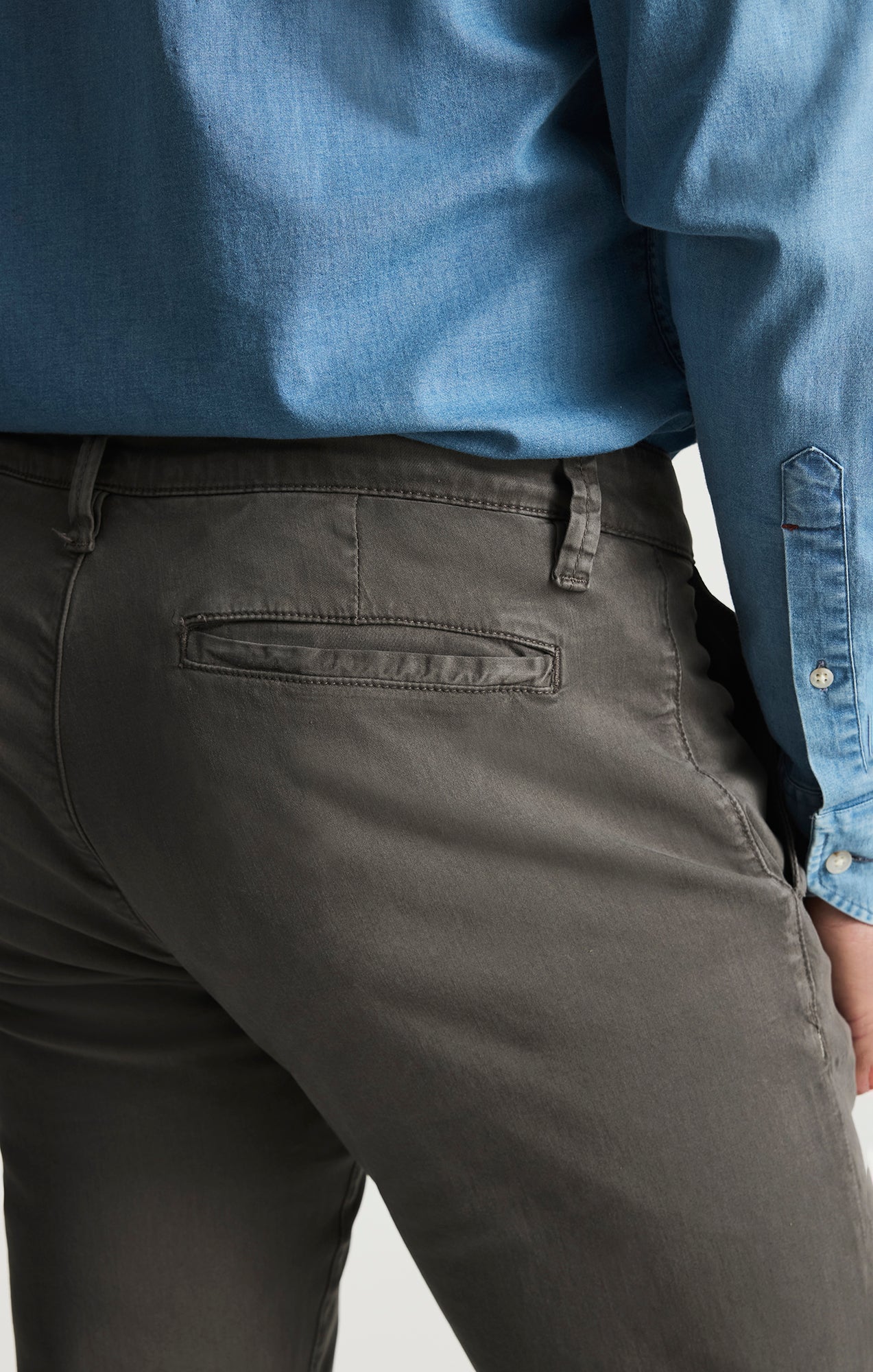 Verona Slim Leg Chino Pants in Sardine Grey Twill