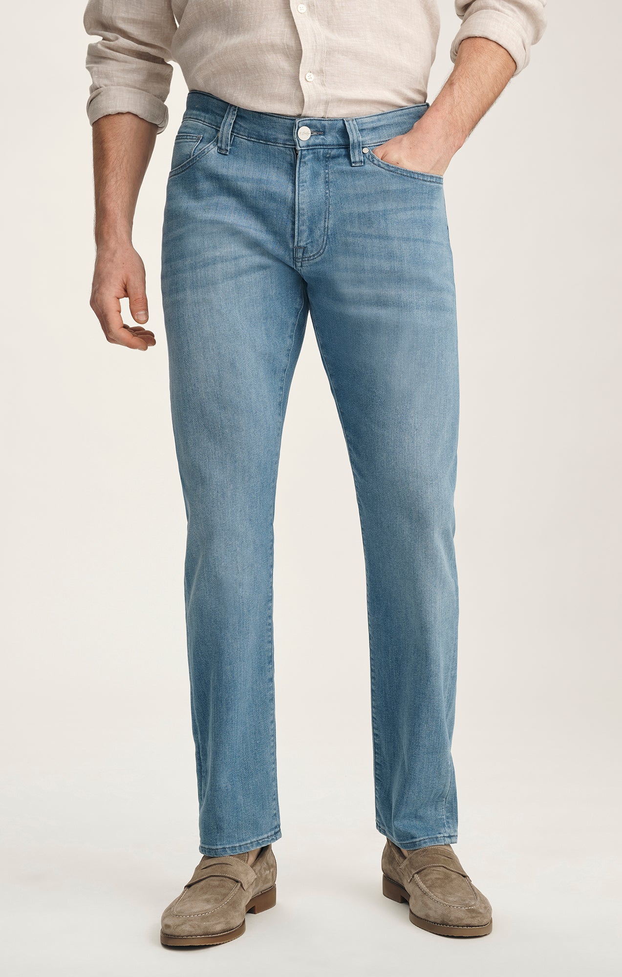 Cool Tapered Leg Jeans In Light Brushed Aerodenim