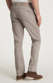 Camino Relaxed Straight Pants in Angora Coolmax