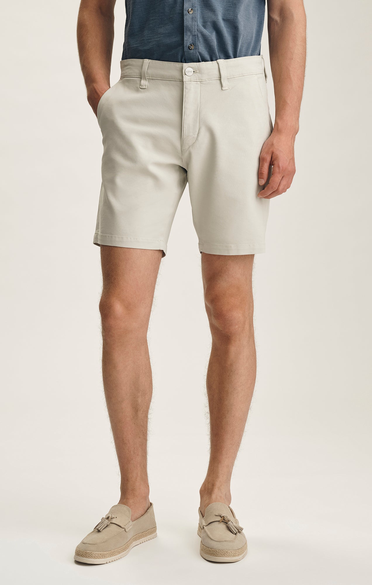 Arizona Shorts in Glacier High Flyer