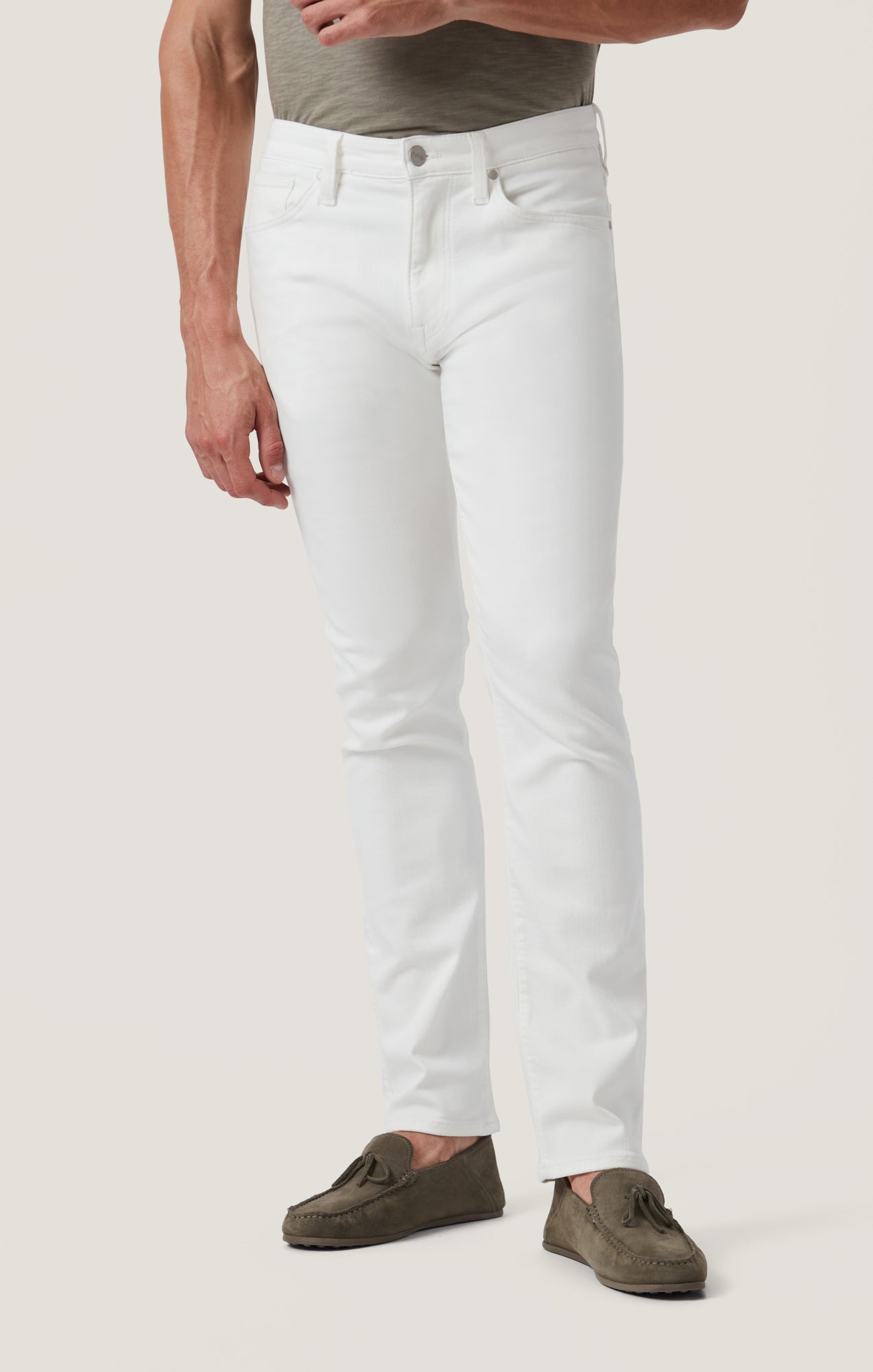 Cool Tapered Leg Jeans in White Urban