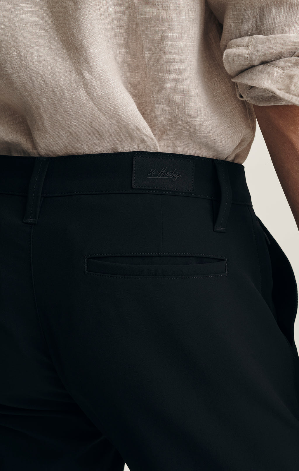 Verona Straight Leg Commuter Chino Pants In Black Luxe