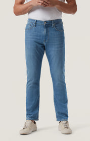 Camino Relaxed Straight Jeans in Cloud Blue Urban