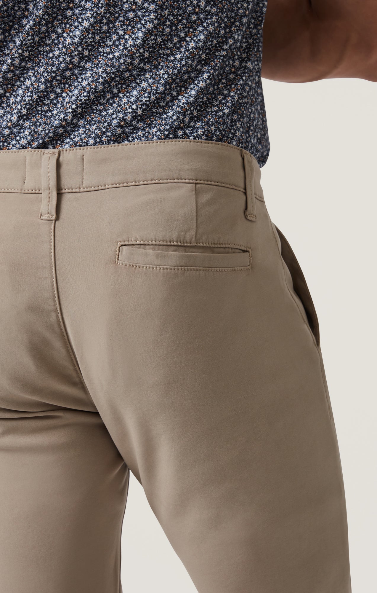 Verona Straight Leg Chino Pants In Fern High Flyer