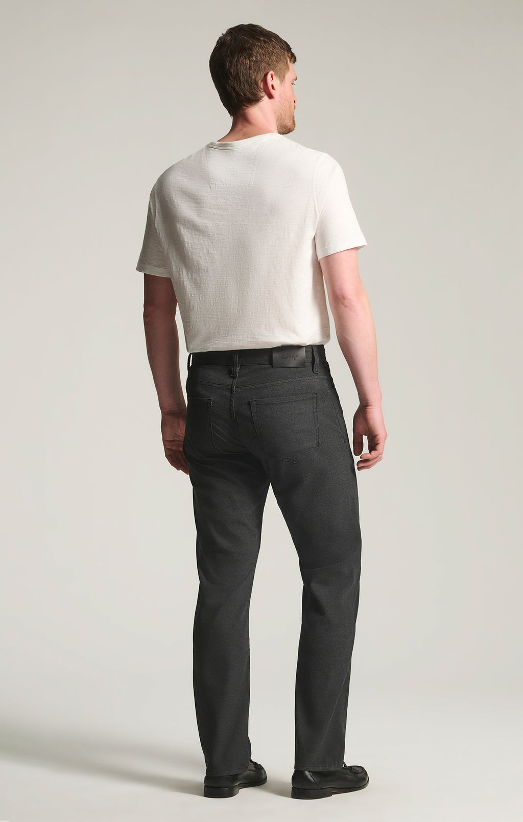 Camino Relaxed Straight Pants in Black Coolmax