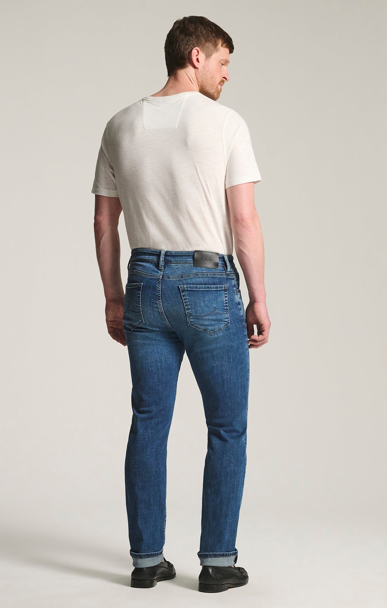 Courage Straight Leg Jeans in Used Brushed Organic Ultra