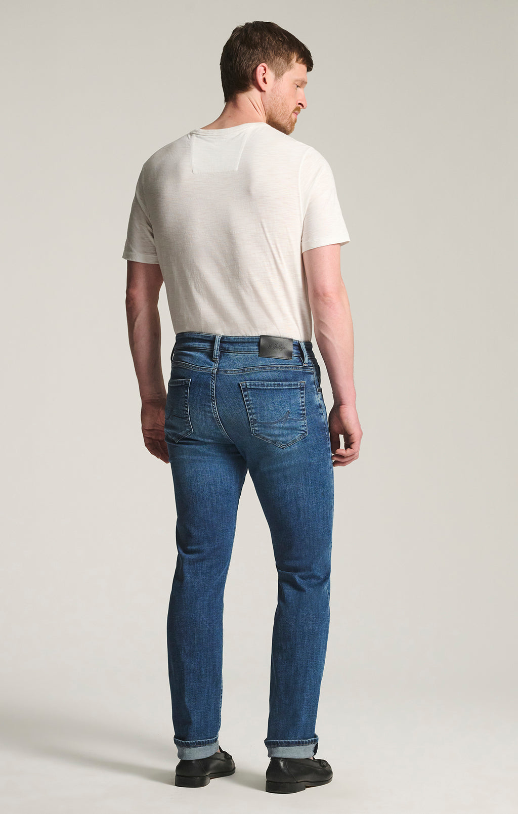 Courage Straight Leg Jeans in Used Brushed Organic Ultra