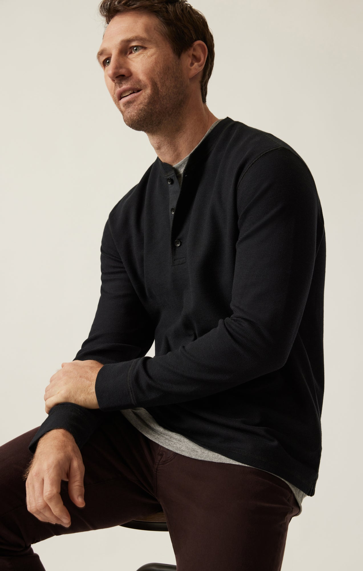 Long Sleeve Henley In Black