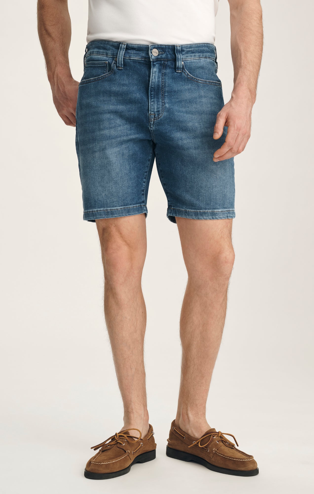 Aruba Shorts In Mid Brushed Aerodenim
